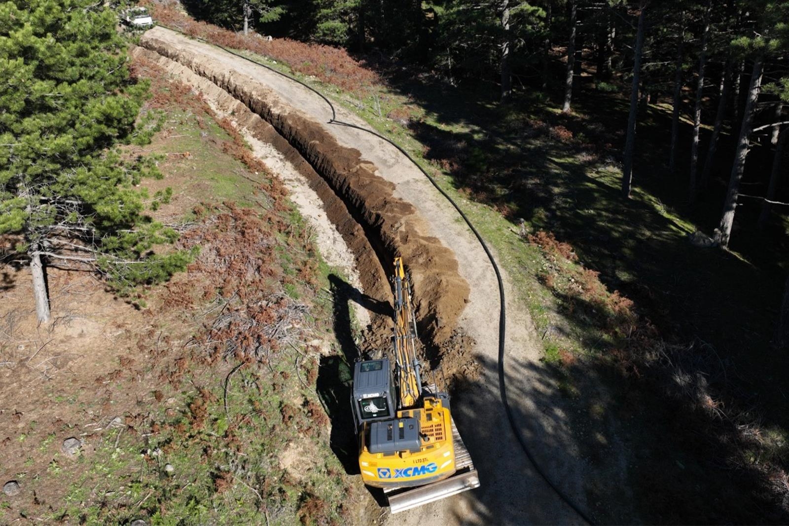 Ahmet Akın Sözünü Tuttu, Kalabak Suya Kavuştu