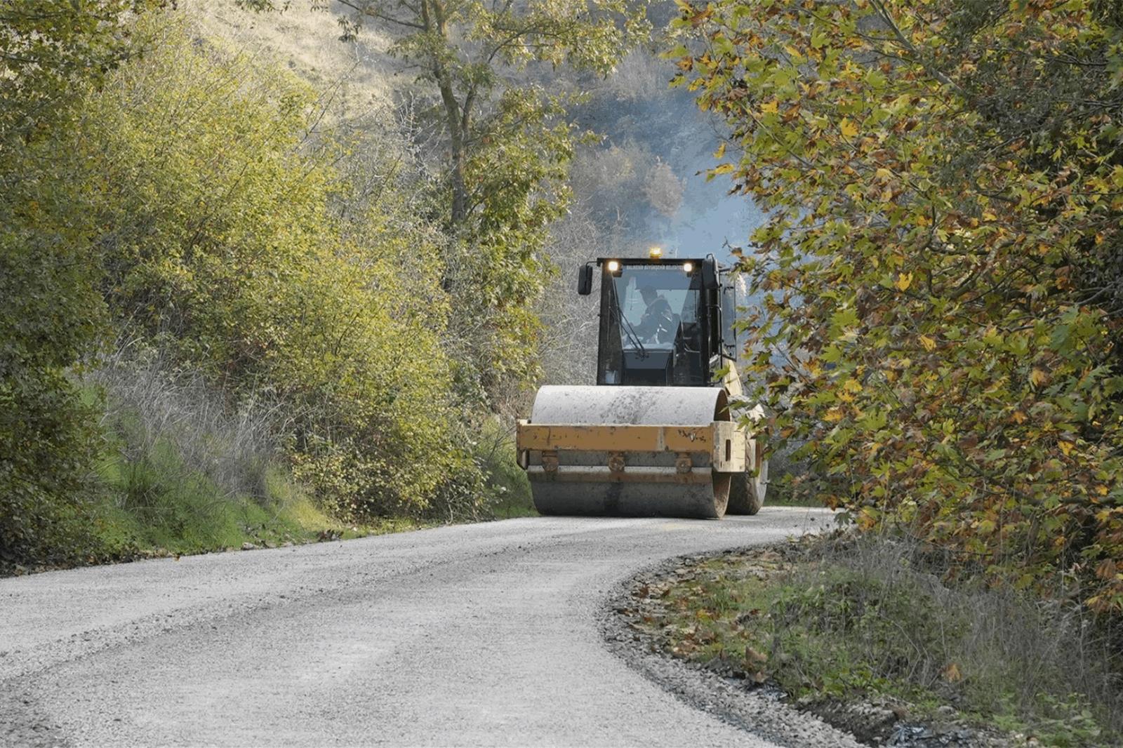Büyükşehirden Balya ve Gönen Grup Yolunda Hummalı Çalışma