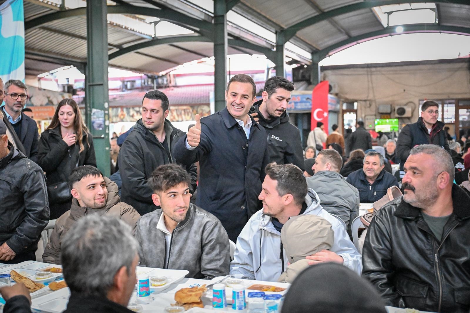 Akın, Bigadiçlilerle İftar Sofrasında Buluştu