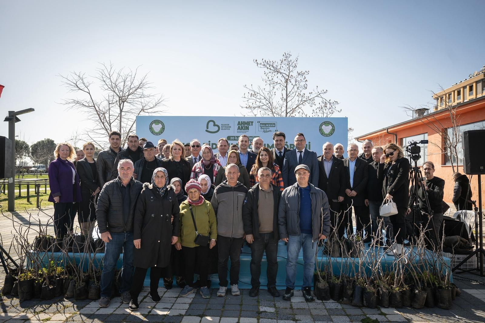 Akın’dan Üreticilere Yüzde 100 Hibeli İncir Fidanı Desteği