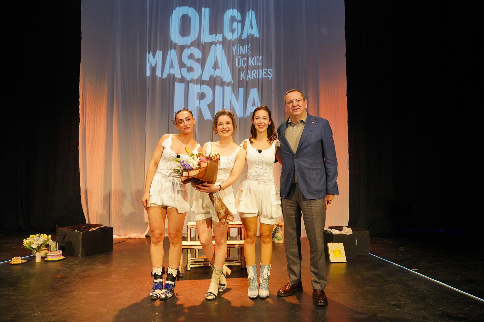 AYVALIK KADIN OYUNLARI FESTİVALİ DOPDOLU GEÇTİ